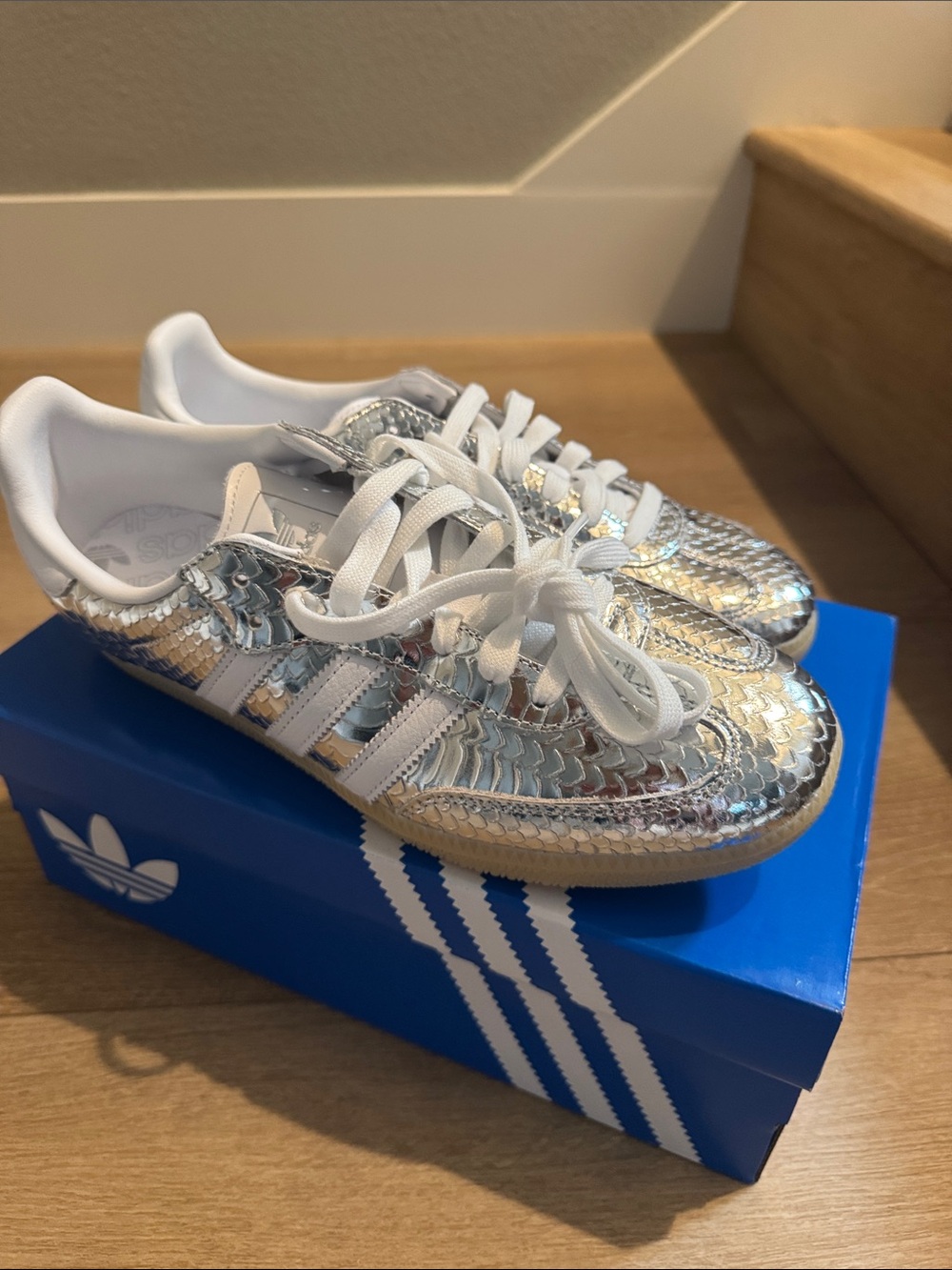 adidas NWT Sambas in Silver